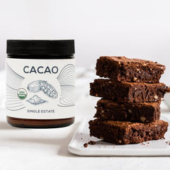 Resealable packaging keeps One Farm by WAAYB cacao powder fresh.