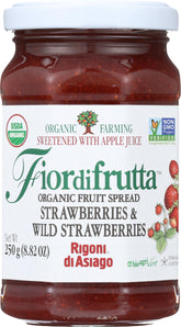 Rigoni di Asiago Fiordifrutta strawberry jar on toast for a fruity breakfast