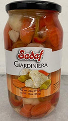 Close-up of Sadaf Giardiniera Mild vegetables highlighting peppers, cauliflower, and crunch for pizzas.
