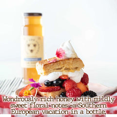 Savannah Bee Company Honey Lavender pour — smooth floral notes ideal for tea sweetening