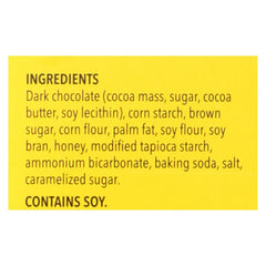 Schar Honeygrams outdoor snack perfect for campfire moments and picnics.
