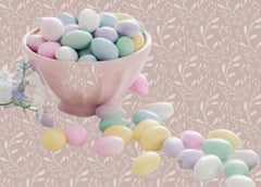 Wedding table display featuring Sconza Jordan almonds in elegant layout