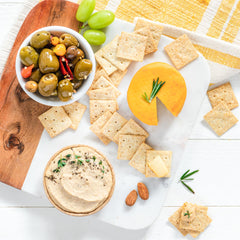 Simple Mills almond flour crackers sea salt nutrition panel highlights clean ingredients