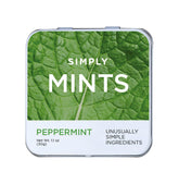 Simply Gum SIMPLY MINTS tin close-up highlighting real peppermint oil for lasting freshness.