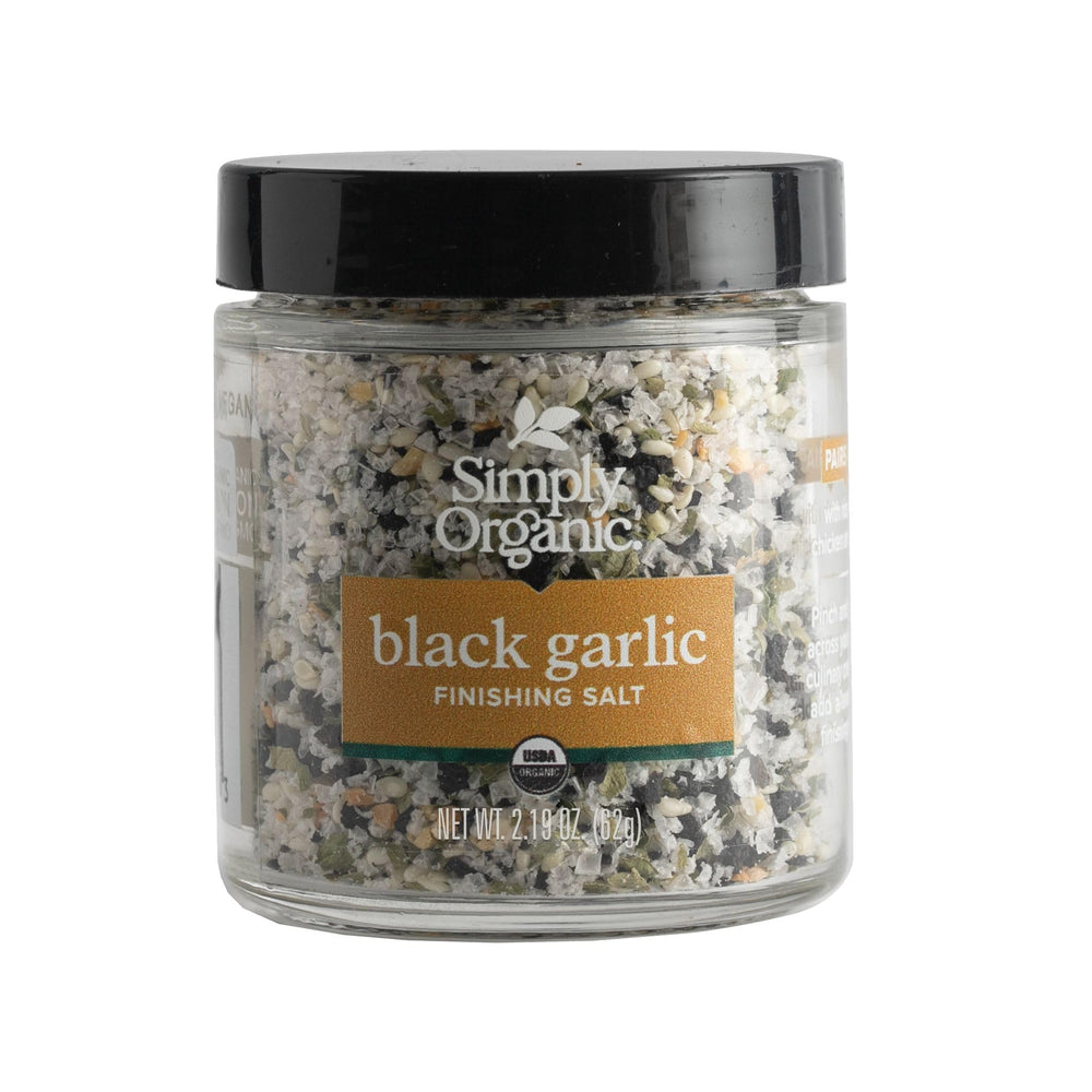 Label of Simply Organic Black Garlic Finishing Salt highlighting organic ingredients and bold flavor.