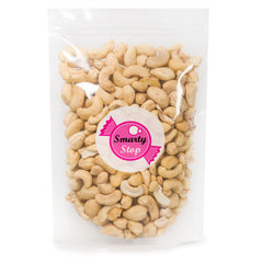 Close-up on natural texture and mild sweetness of Smarty Stop cashews.