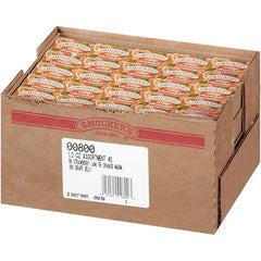 Smucker's strawberry jam cup designed for easy, kid-friendly breakfasts.