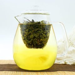 TEARELAE tea pouring milk oolong captures warm pouring action and inviting aroma.