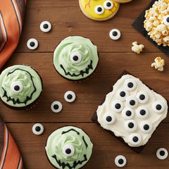 The Hampton Candy Company candy eyes for cake decorating enhance playful designs