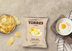 Torres Selecta Tapas Fried Egg chips crisp close-up, delivers savory crunch for snack time.