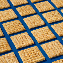 Triscuit Original is vegan and free from artificial colors and flavors.