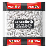 Venco Schoolkrijt mint-coated licorice chalk stick, ideal for sharing.