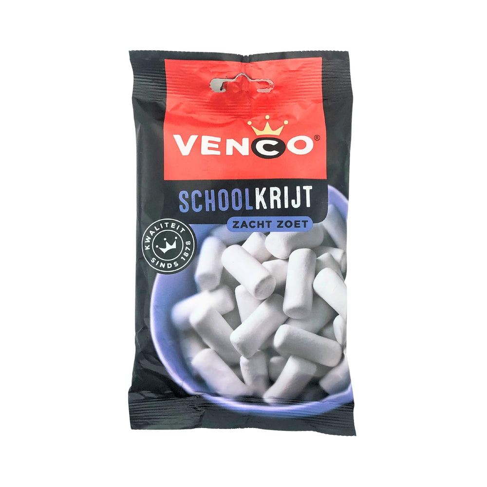 Venco Schoolkrijt Soft Sweet Licorice Chalk image shows bite-sized pieces for on-the-go snacking