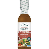 VIVID Kitchen Oriental Dressing bottle-front view highlights bold flavor for salads