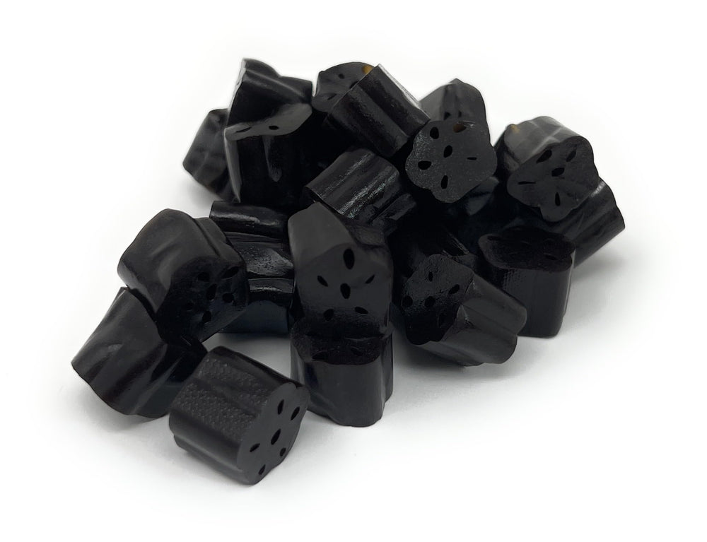 YANKEETRADERS Black Licorice Bites close-up highlights chewy texture perfect for snacking