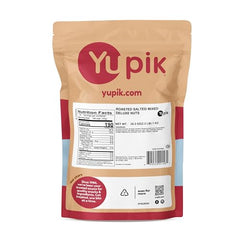 Yupik Deluxe Nut Mix close-up highlights roasted texture and variety