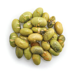 Close-up of Yupik edamame showing light roast and crunch