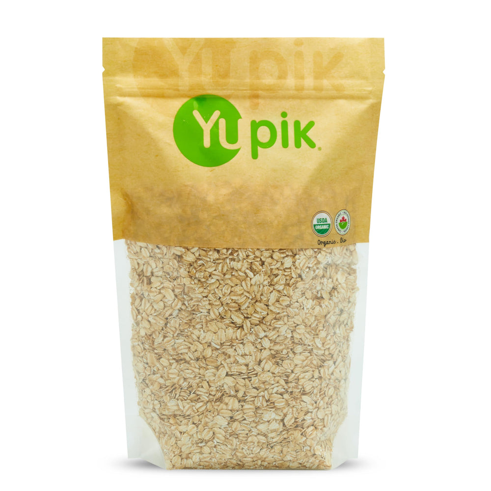 Yupik Organic Rolled Oats steamed in a breakfast bowl for breakfast imagery.
