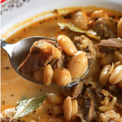 Bay leaves from 1400S Spices enhance soups and stews with aroma
