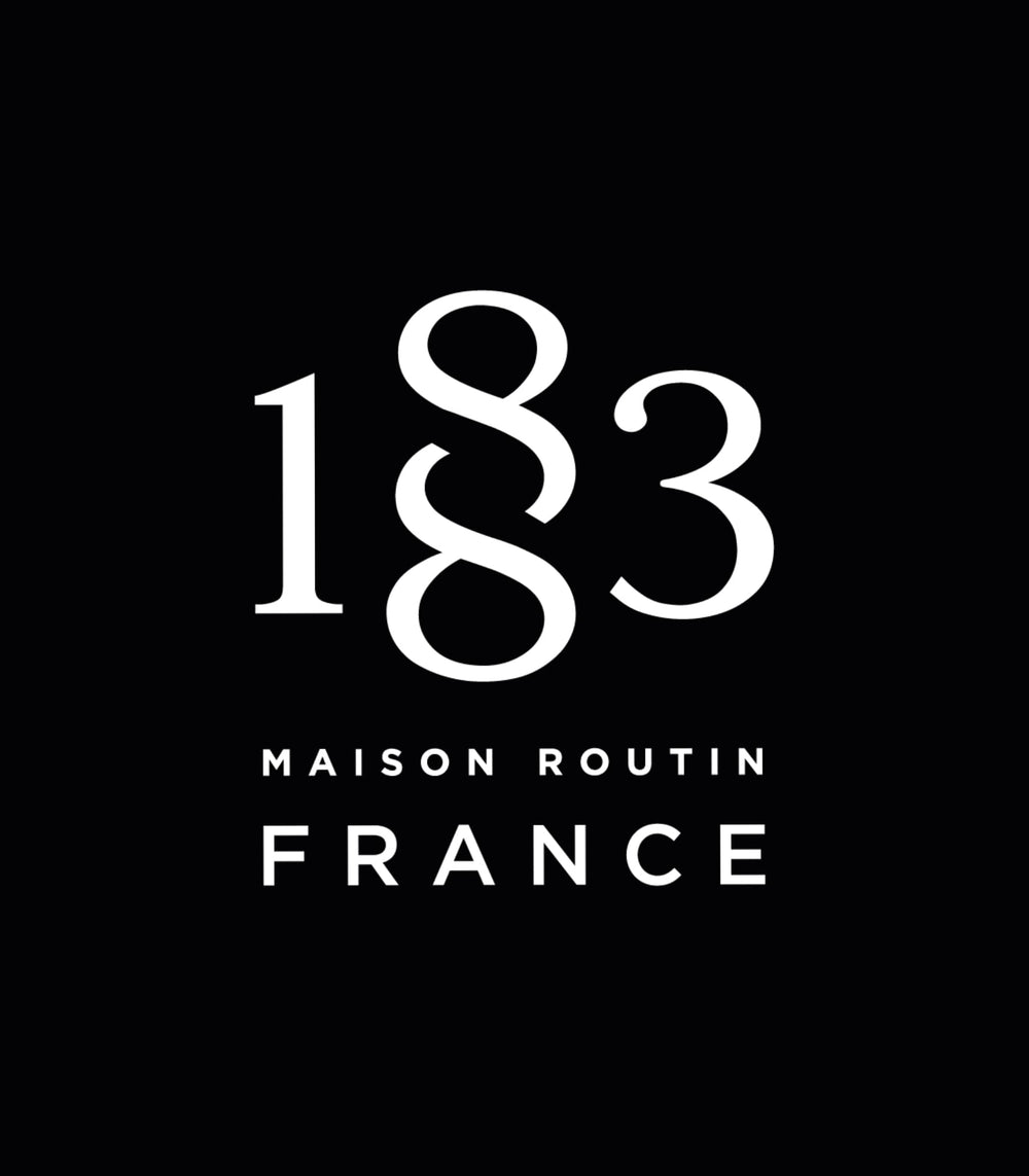 1883 MAISON ROUTIN white chocolate syrup in a cocktail glass for creative drinks