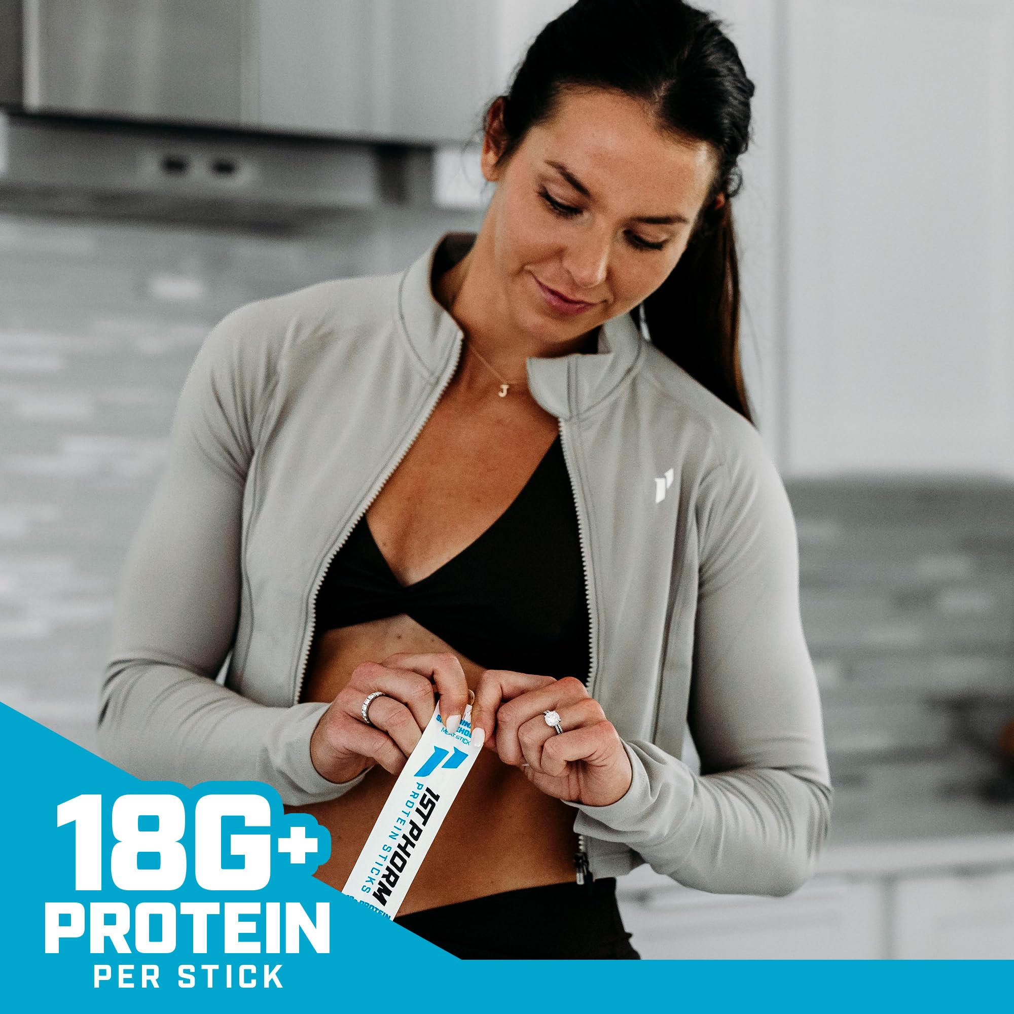 1st Phorm Meat Sticks Original Smokehouse ingredients panel communicates simple, wholesome ingredients.