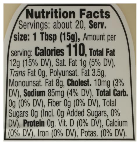 365 by Whole Foods Market mayo label highlights certified organic ingredients for clean eating.