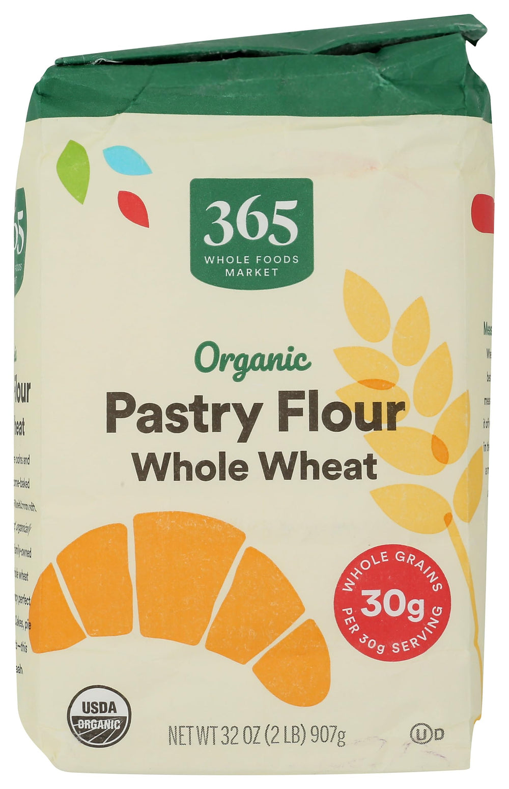 365 by Whole Foods Market organic whole wheat pastry flour bag for versatile pastries