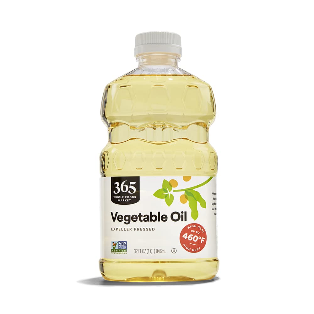 365 by Whole Foods Market vegetable oil bottle pour for versatile frying and baking.