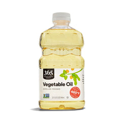 365 by Whole Foods Market vegetable oil bottle pour for versatile frying and baking.