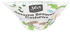 365 Cashews Seaweed Seasoned texture close-up emphasizes crunchy bite and balanced flavor.