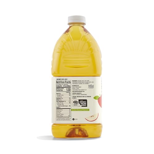 Close-up of 365 by Whole Foods Market apple juice label highlighting organic ingredients.