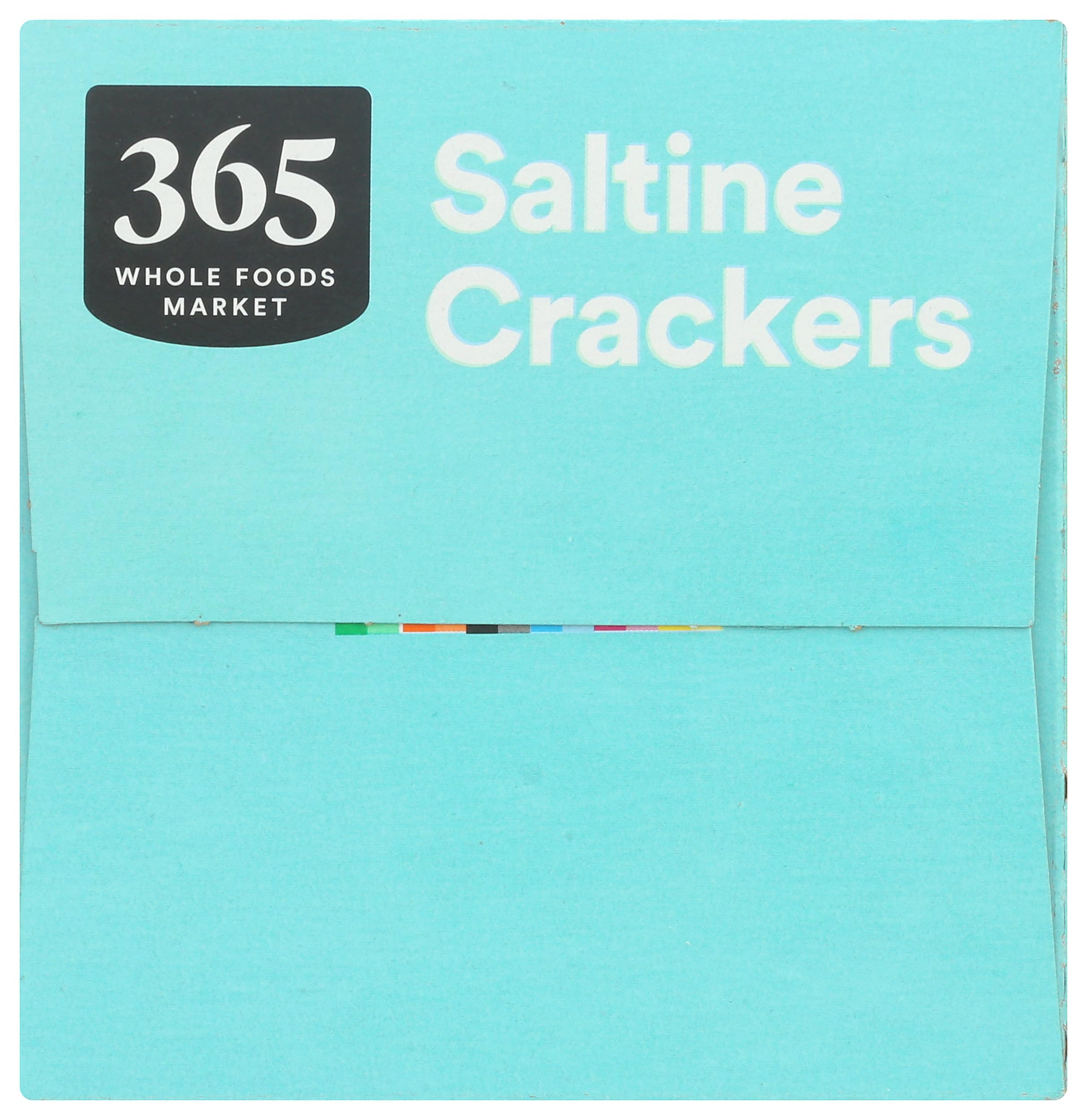365 Salted Saltine Crackers use premium ingredients for a clean label.