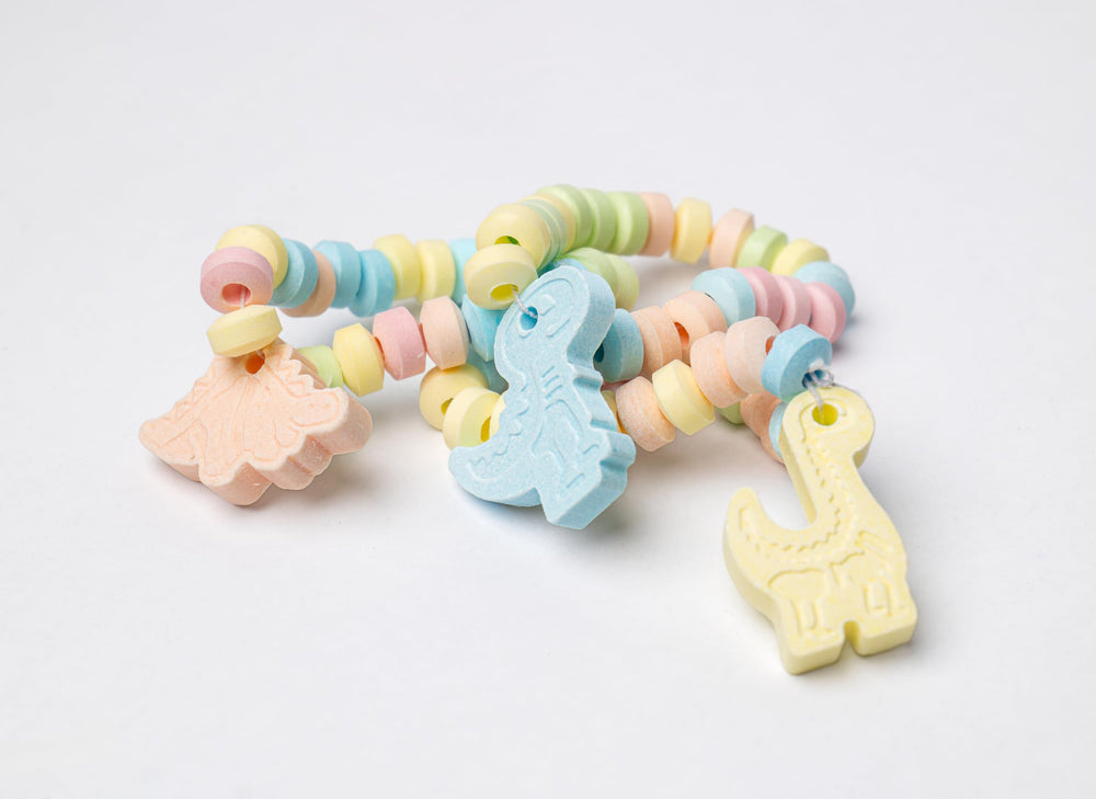 4YoreElves bulk pack 50 bracelets, ideal for party planning and large events.