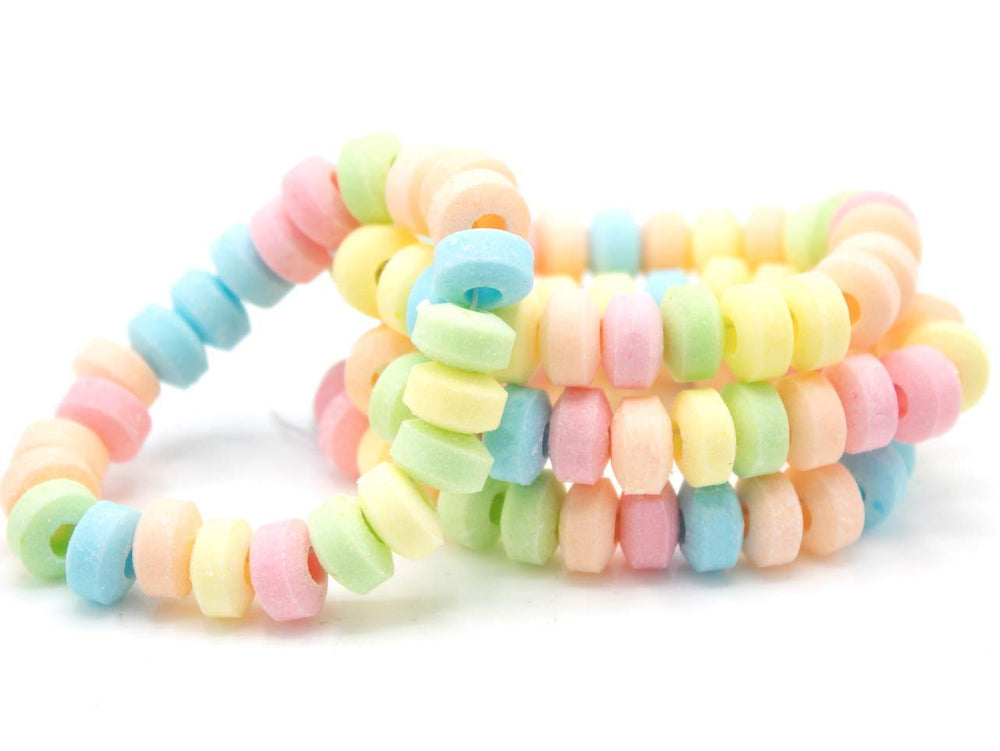 4YoreElves candy buffet with retro jewelry accents for playful tables