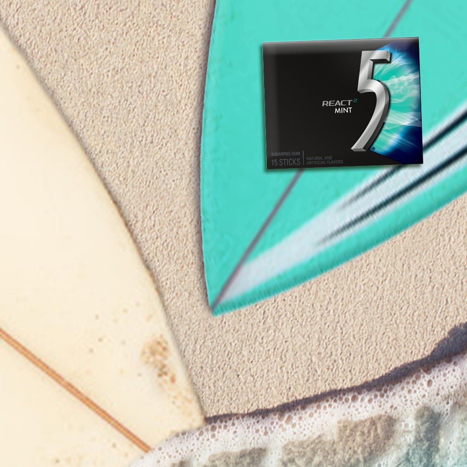 Long lasting freshness from 5 GUM React Mint sugar-free gum