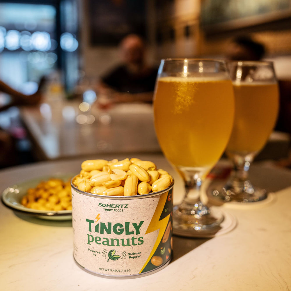 50Hertz Crunchy peanuts texture shot emphasizes fresh aroma and bold pepper notes.