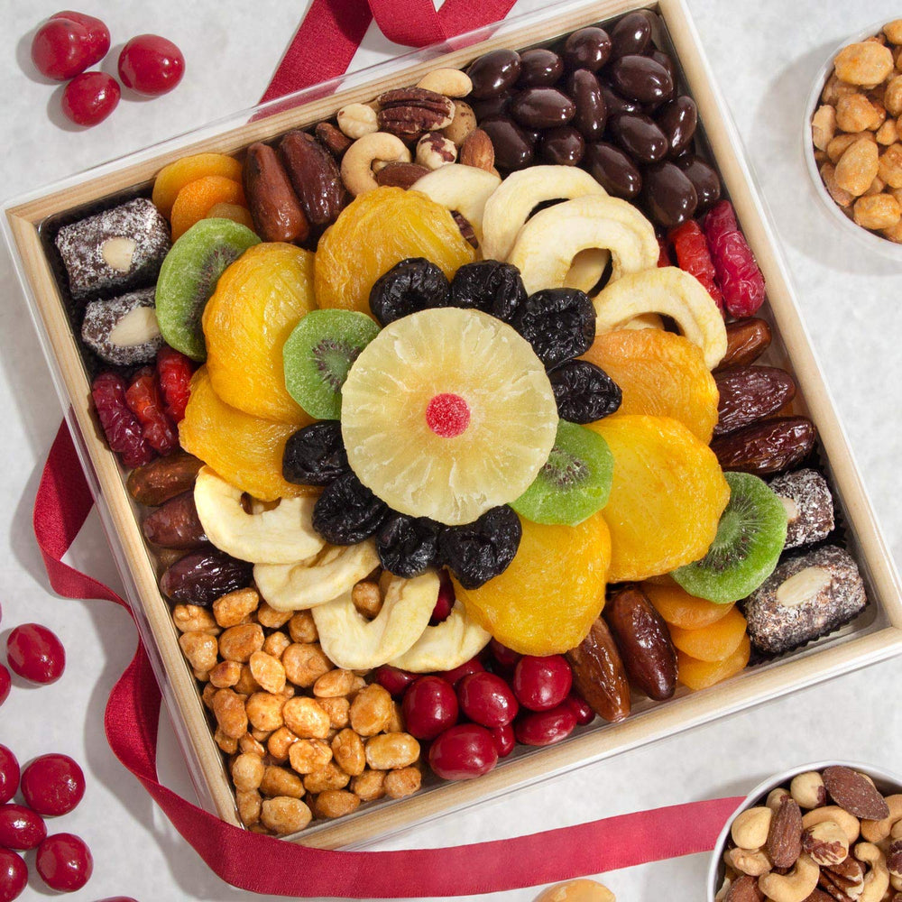 A Gift Inside chocolate-bridge-mix: crunchy, chocolatey mix ideal for entertaining.