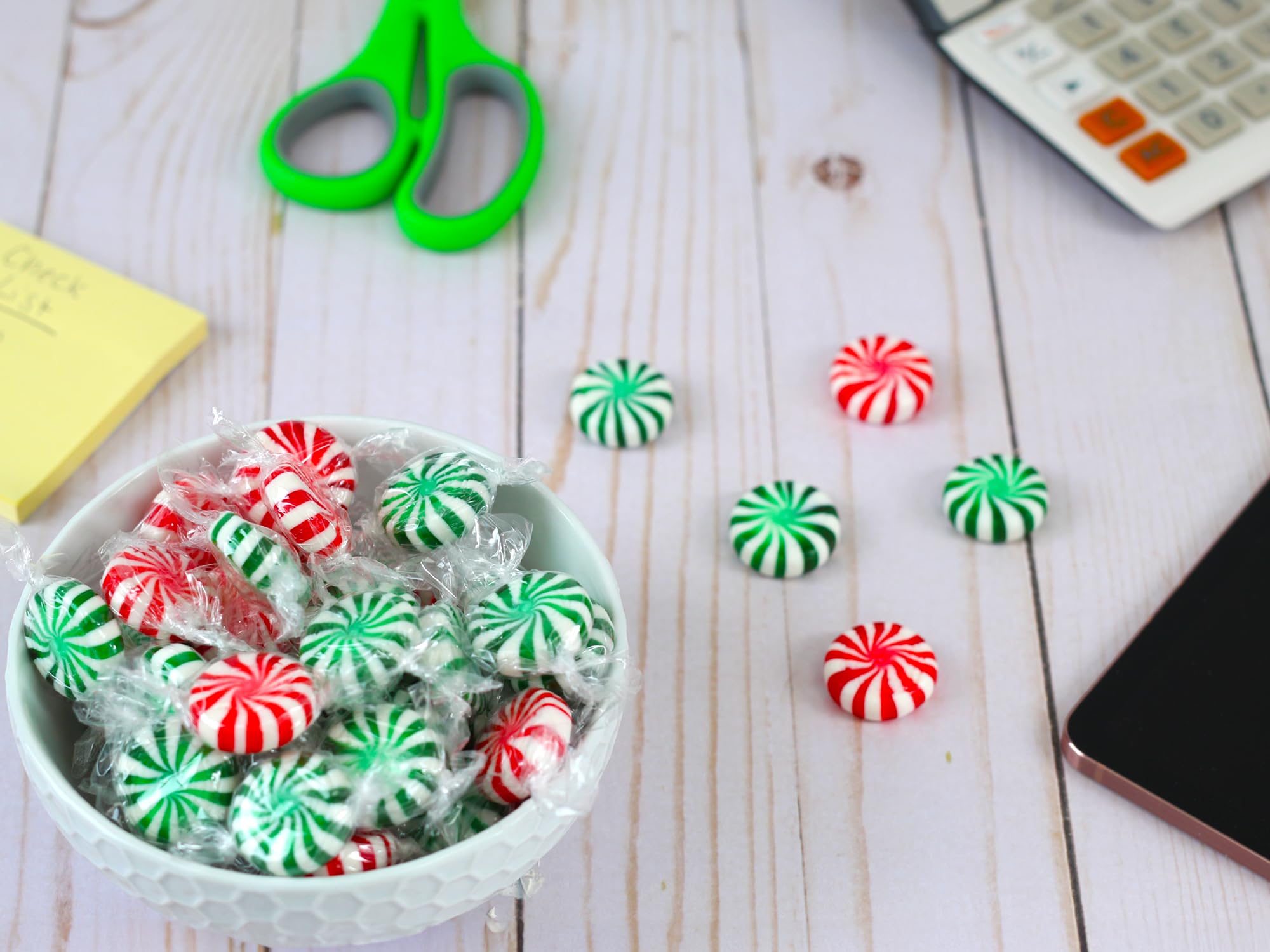 A Great Surprise Starlight Mint peppermint flavor close-up highlighting refreshing bite.