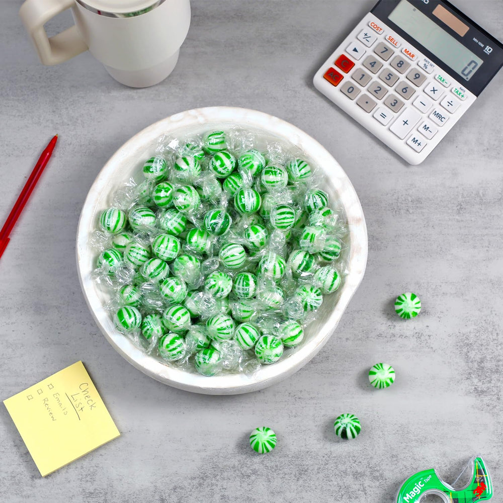 A Great Surprise wedding favors featuring green spearmint mints