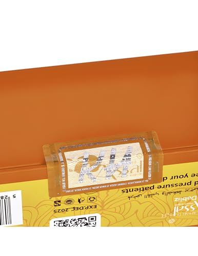 A KHAN EL ASSAL honey texture showing pristine and pure goodness for everyday use