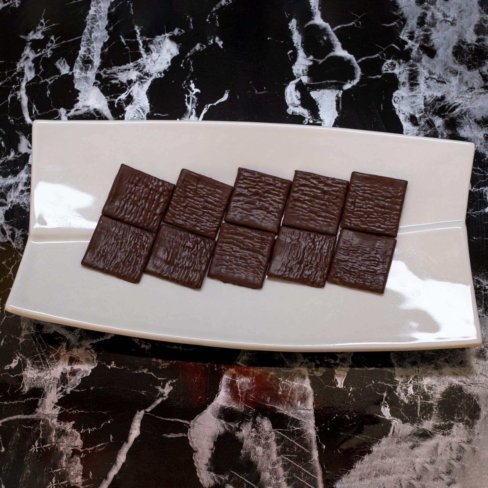 After Eight Dark Mint Thins three-pack display, ideal for sharing