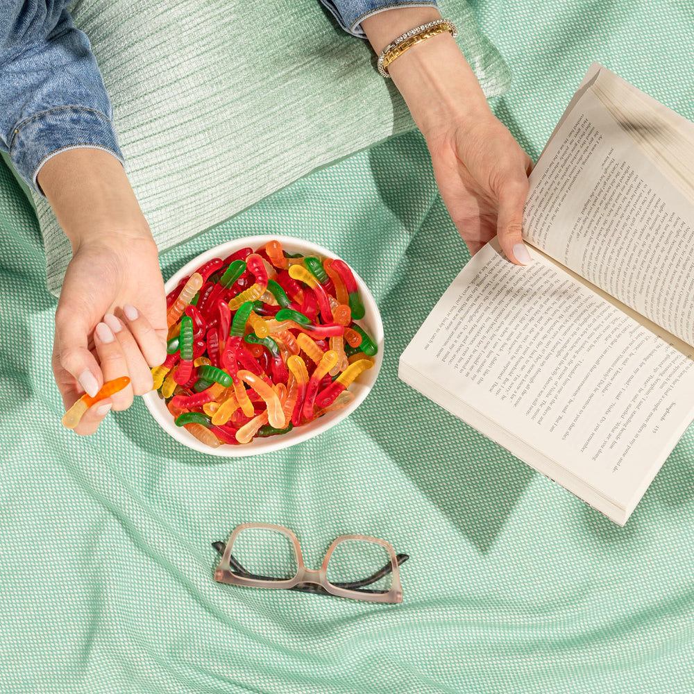 Albanese lemon and orange flavors gummy worms with bright colors