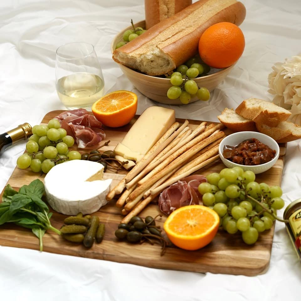 Alessi breadsticks sesame with olive oil glaze highlights premium ingredients.