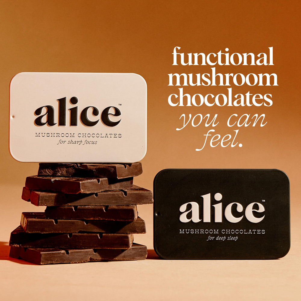 Alice Nightcap ingredients label emphasizes chamomile, magnesium, and zinc for relaxation.