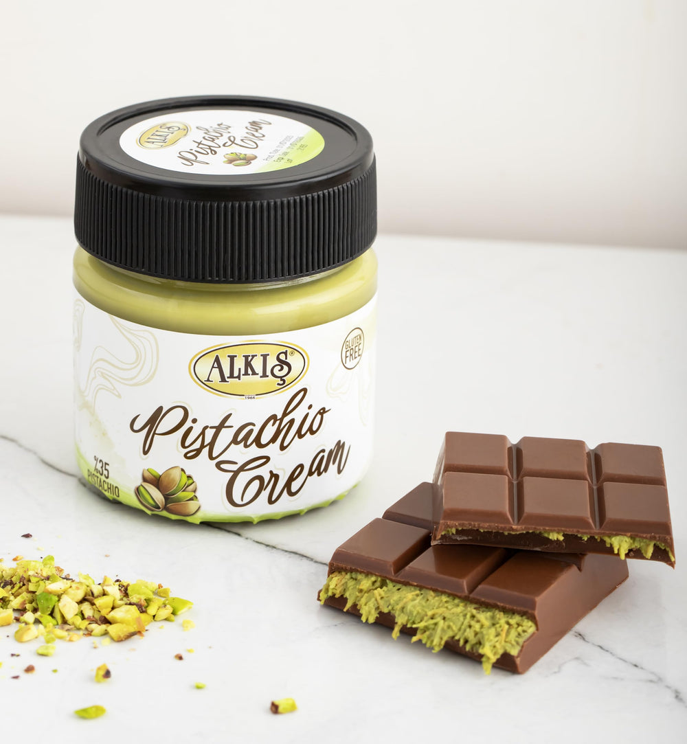Alkis Pistachio Cream with Dubai chocolate bar pairing visualization.