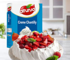 Altunsa's Creme Chantilly whipped cream mix finished topping, ideal for cakes and coffee.