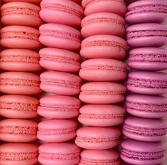 AmeriColor Dusty Rose gel paste on fondant for smooth icing detail.