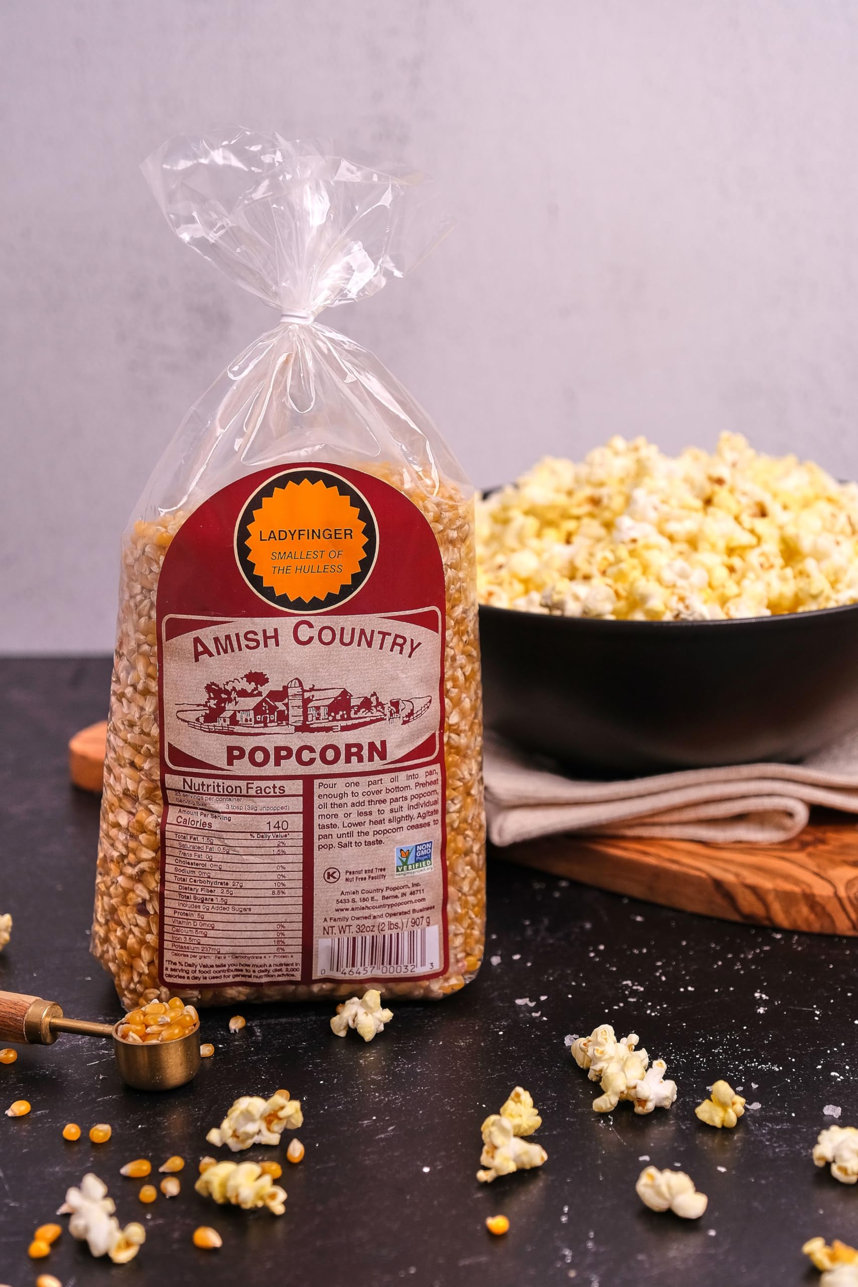 Amish Country Popcorn Ladyfinger kernels close-up label—premium quality.