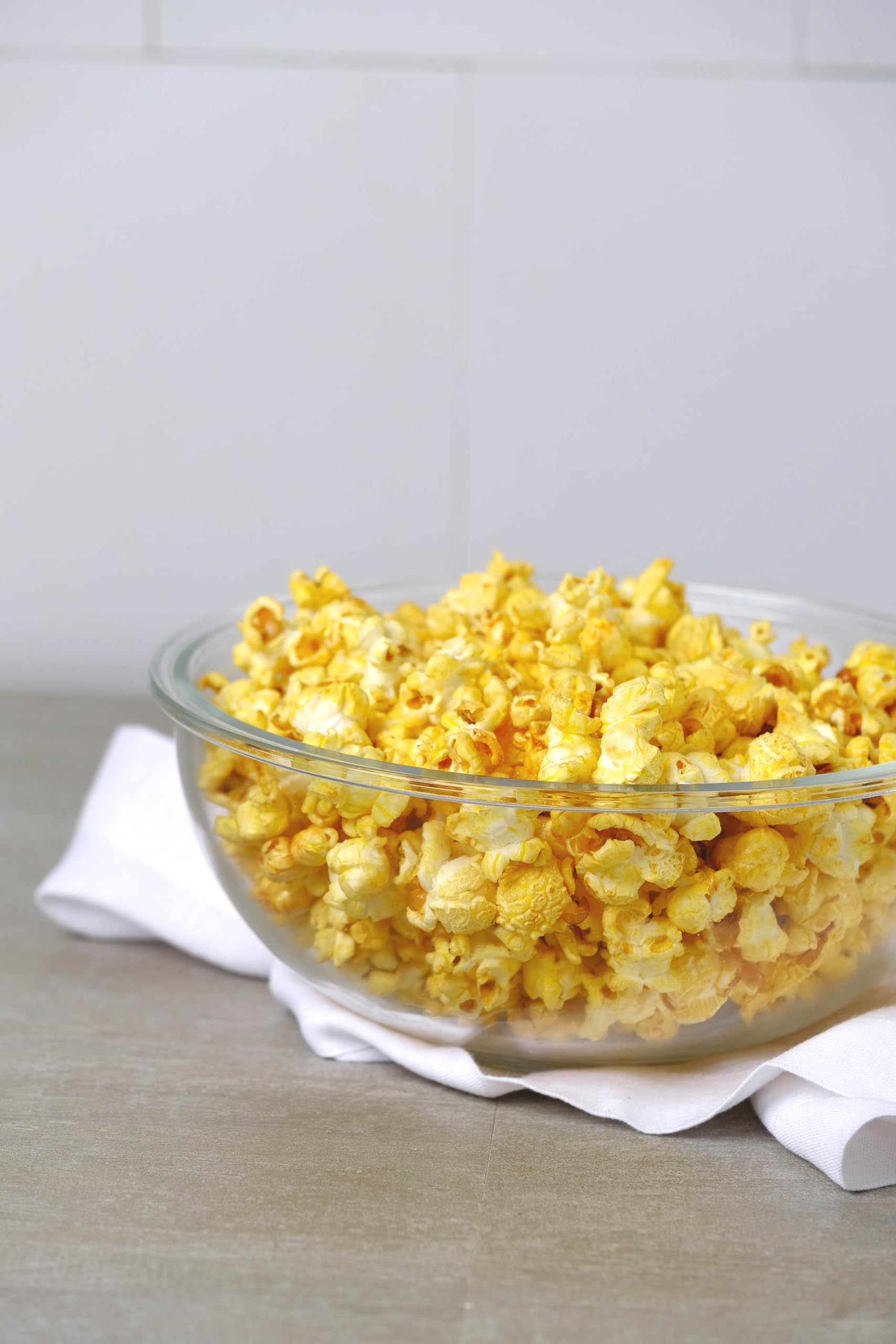 Amish Country Popcorn non-GMO gluten-free option ideal for sharing