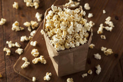 Amish Country Popcorn Non-GMO label signaling trusted, transparent ingredients.